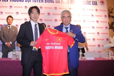 HLV Miura để trợ lý dẫn dắt U23 Việt Nam: Phương án tiết kiệm?