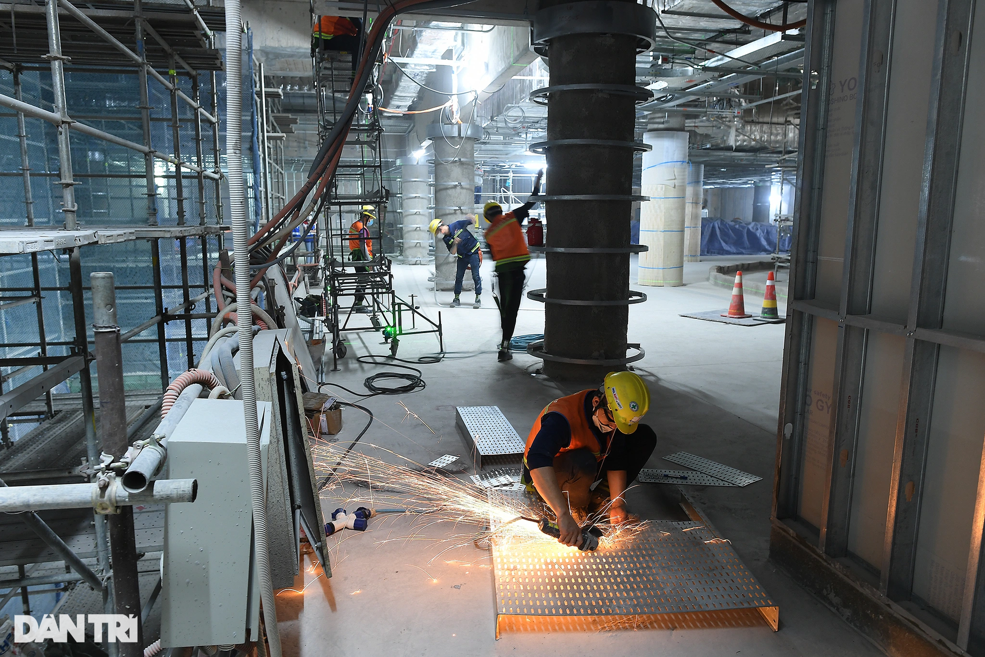 Thủ tướng Phạm Minh Chính thị sát tuyến metro số 1 Bến Thành - Suối Tiên - 9 Thủ tướng Phạm Minh Chính thị sát tuyến metro số 1 Bến Thành - Suối Tiên - 9