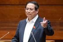 Tràng pháo tay vang dội khi Thủ tướng nhắc điểm đột phá cho kinh tế tư nhân