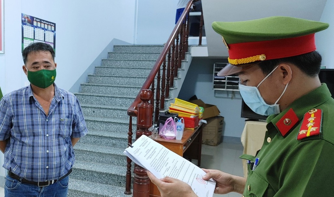 Đại gia cát trốn thuế bị khởi tố thêm tội rửa tiền - 1 Đại gia cát trốn thuế bị khởi tố thêm tội rửa tiền - 1