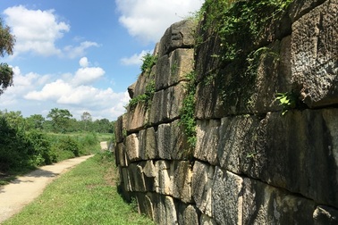 Giữ nguyên hiện trạng Thành Nhà Hồ bị sạt lở tường thành