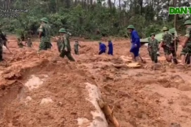 Tìm kiếm 13 người ở Trạm 67