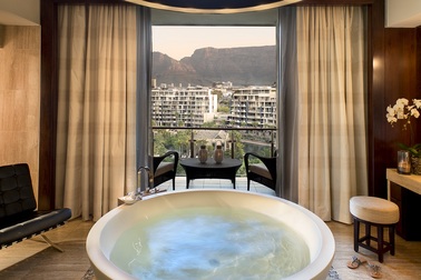 Những phòng tắm siêu xa xỉ "ngốn" trên 600 triệu đồng/đêm