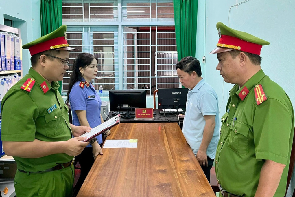 Một tổng giám đốc bị bắt vì hủy hoại hơn 1,7ha rừng ở Quảng Nam - 1 Một tổng giám đốc bị bắt vì hủy hoại hơn 1,7ha rừng ở Quảng Nam - 1