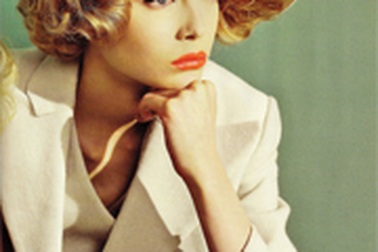 Siêu mẫu Siri Tollerod: Quý phái với tuổi 20 