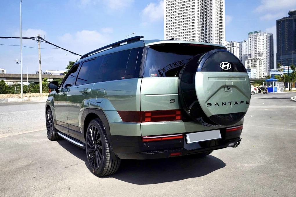 Đại lý giảm giá tới 200 triệu đồng cho Hyundai Santa Fe - 3 Đại lý giảm giá tới 200 triệu đồng cho Hyundai Santa Fe - 3