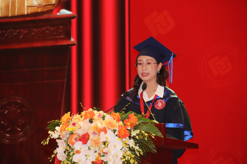 Điểm GPA tuyệt đối 4.0/4.0, thủ khoa Ngoại thương học không quá 10 giờ tối - 2 Điểm GPA tuyệt đối 4.0/4.0, thủ khoa Ngoại thương học không quá 10 giờ tối - 2