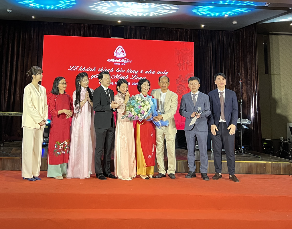 Bảo tàng gốm sứ Minh Long: Giấc mơ hơn 2 thập kỷ của ông Lý Ngọc Minh - 6 Bảo tàng gốm sứ Minh Long: Giấc mơ hơn 2 thập kỷ của ông Lý Ngọc Minh - 6