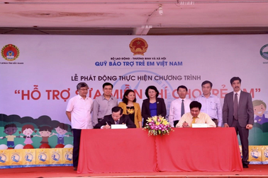 Gieo mầm tương lai - chương trình Hỗ trợ sữa miễn phí cho trẻ em tiểu học