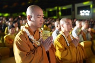 Hàng nghìn người dự đại lễ mừng Đức Phật đản sinh tại chùa Bái Đính