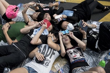 Công nghệ giúp người biểu tình Hồng Kông kết nối không cần nhà mạng