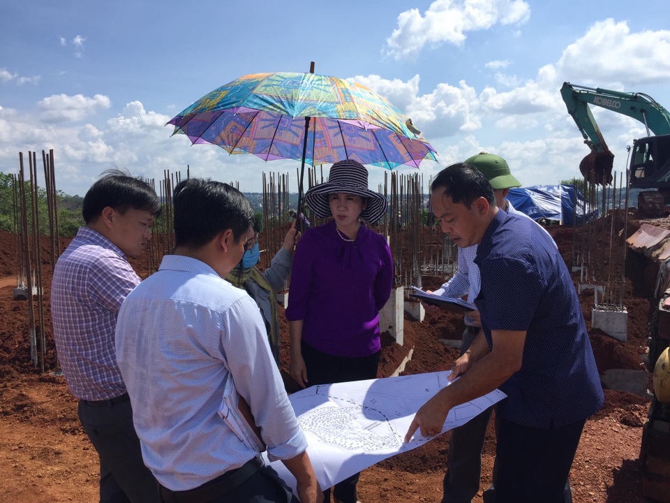 Đắk Nông sắp có công trình tượng đài bằng đá gần 50 tỷ đồng - 1 Đắk Nông sắp có công trình tượng đài bằng đá gần 50 tỷ đồng - 1
