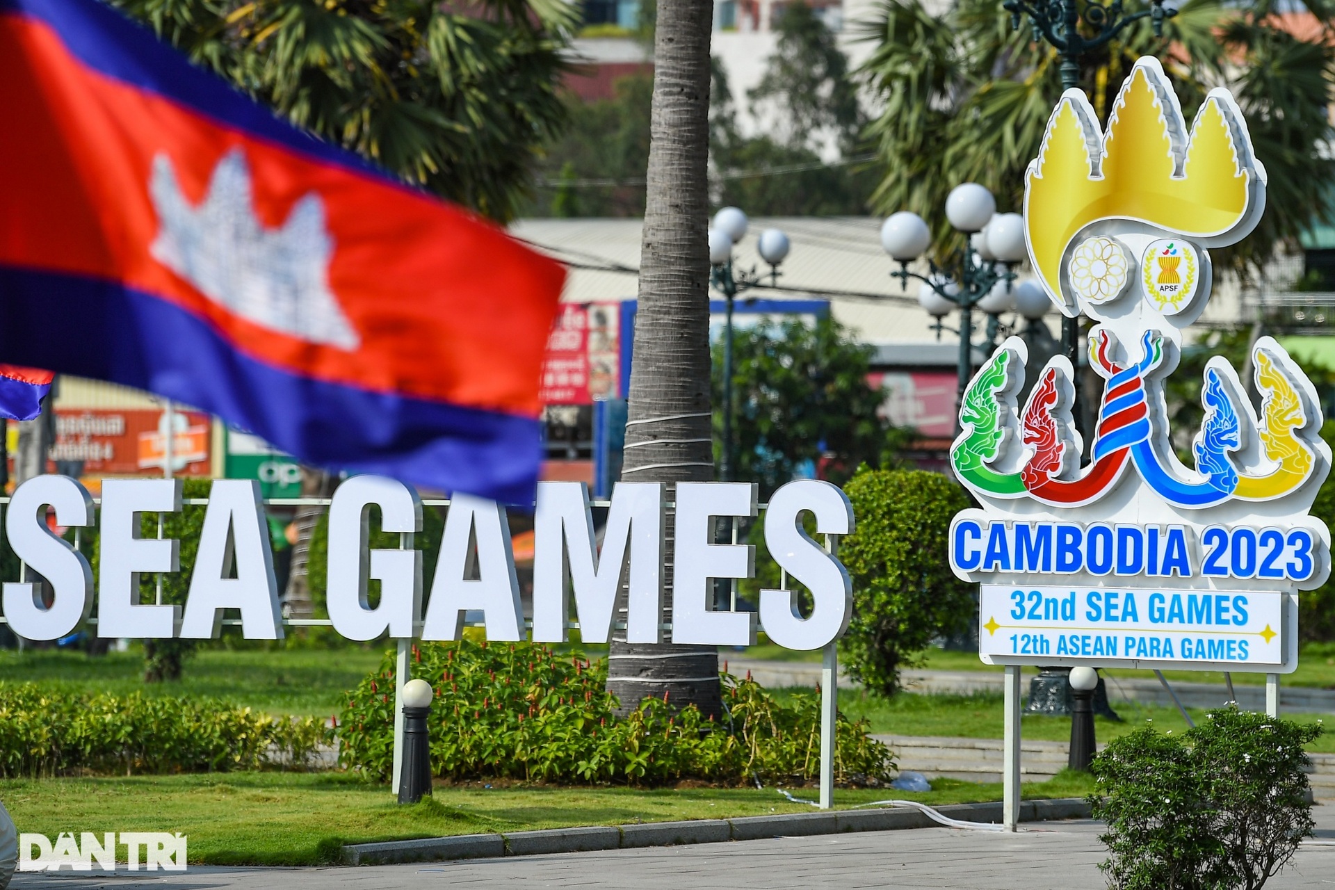 Phnom Penh khoác áo mới lung linh đón SEA Games 32 - 1 Phnom Penh khoác áo mới lung linh đón SEA Games 32 - 1