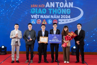 Toàn cảnh lễ trao giải cuộc thi sáng kiến an toàn giao thông Việt Nam 2024