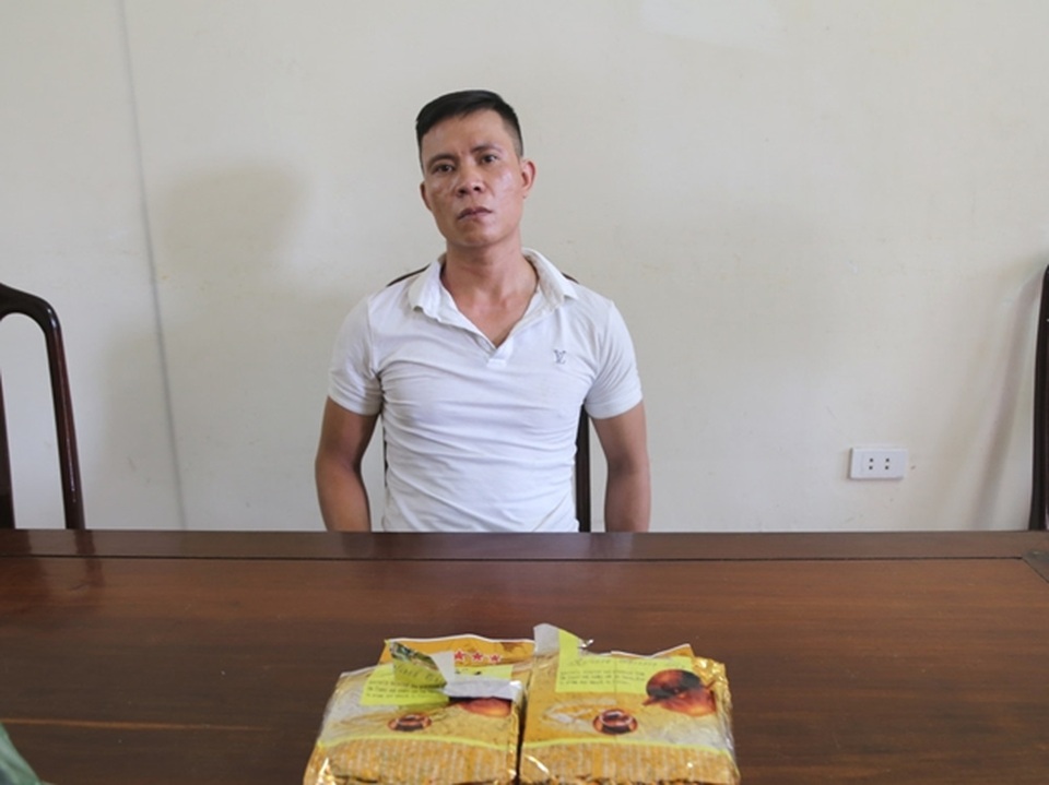 Đầu năm ra tù, giữa năm bị bắt vì vận chuyển 2kg ma túy - 1