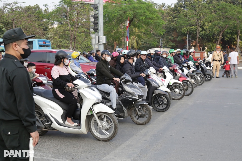 Bắt đầu kiểm định khí thải xe máy tại Hà Nội, TPHCM từ 1/7/2027