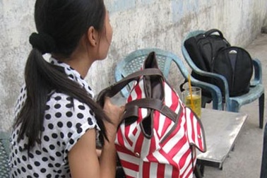 Bị dụ vào ổ massage trá hình