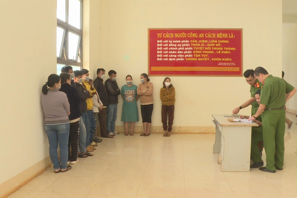 Nữ quái cầm đầu đường dây số đề trên 300 tỷ đồng ở phố núi - 1 Nữ quái cầm đầu đường dây số đề trên 300 tỷ đồng ở phố núi - 1