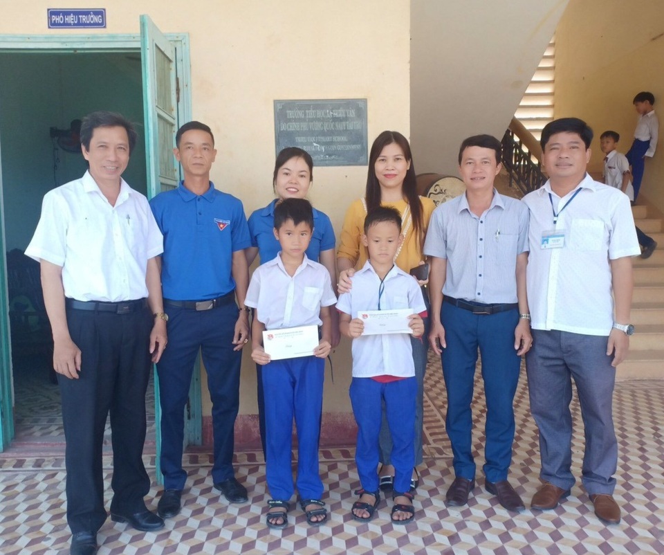 Quảng Trị: Hai học sinh lớp 3 và lớp 8 dũng cảm cứu em nhỏ bị đuối nước - 1 Quảng Trị: Hai học sinh lớp 3 và lớp 8 dũng cảm cứu em nhỏ bị đuối nước - 1