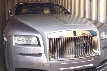 Nhà ngoại giao Triều Tiên bị cáo buộc buôn lậu xe sang tại Bangladesh