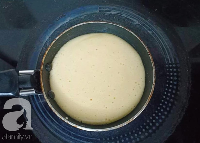 BÁNH BÔNG LAN XỐP MỀM BẰNG CHẢO CHỐNG DÍNH - Ảnh 7. BÁNH BÔNG LAN XỐP MỀM BẰNG CHẢO CHỐNG DÍNH - Ảnh 7.