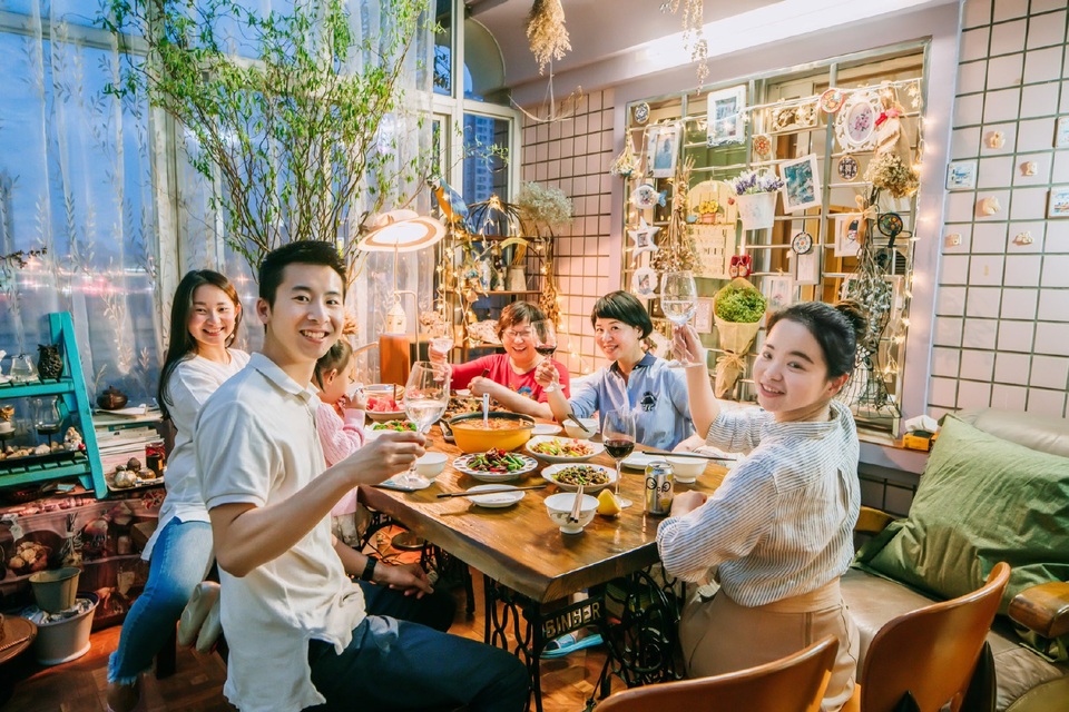 Người phụ nữ biến sân thượng bỏ không thành khu vườn vạn người mê - 13 Người phụ nữ biến sân thượng bỏ không thành khu vườn vạn người mê - 13