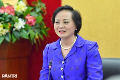 Tiên phong đưa cán bộ về tỉnh, Bộ trưởng nhấn mạnh tinh thần "người Nội vụ"
