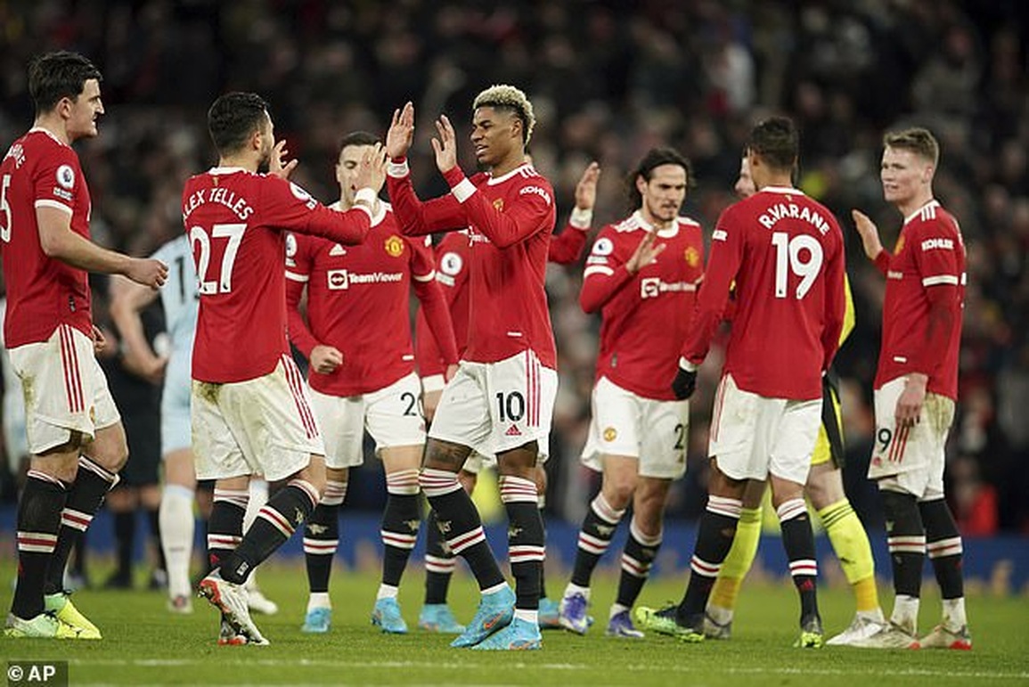 Tranh cãi nảy lửa về bàn thắng vàng giúp Man Utd chiến thắng - 2 Tranh cãi nảy lửa về bàn thắng vàng giúp Man Utd chiến thắng - 2