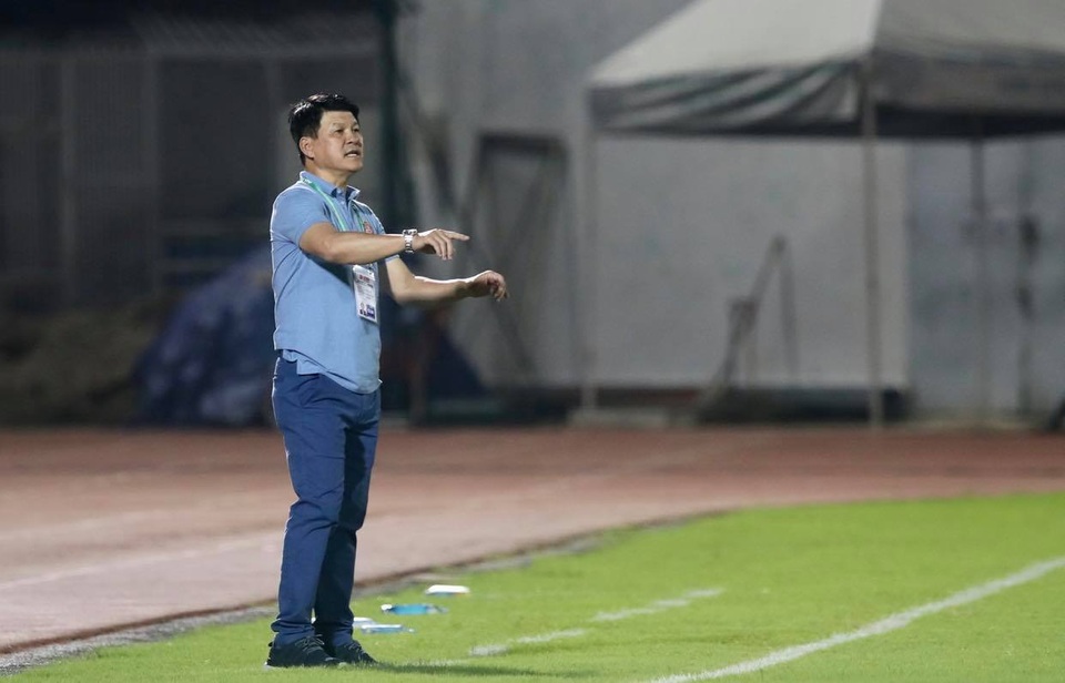 HLV Sài Gòn FC thừa nhận khó khăn trong cuộc đua vô địch - 1 HLV Sài Gòn FC thừa nhận khó khăn trong cuộc đua vô địch - 1