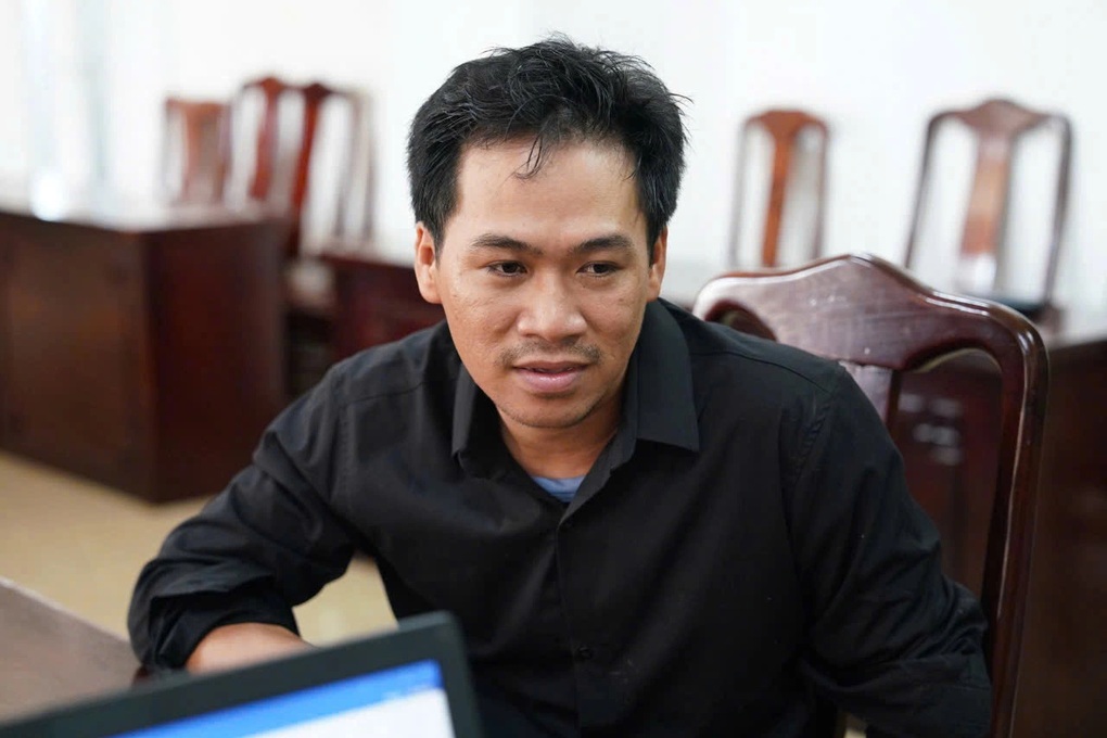 Khởi tố đối tượng dùng dao truy sát nhà vợ cũ - 1 Khởi tố đối tượng dùng dao truy sát nhà vợ cũ - 1