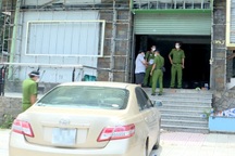 Băng trộm đột nhập quán karaoke ăn ở cả tuần, "dọn sạch" tài sản