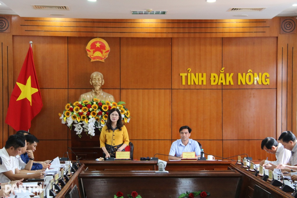 Tiền giảm nghèo, có mà không thể tiêu vì... tâm lý sợ sai - 2 Tiền giảm nghèo, có mà không thể tiêu vì... tâm lý sợ sai - 2