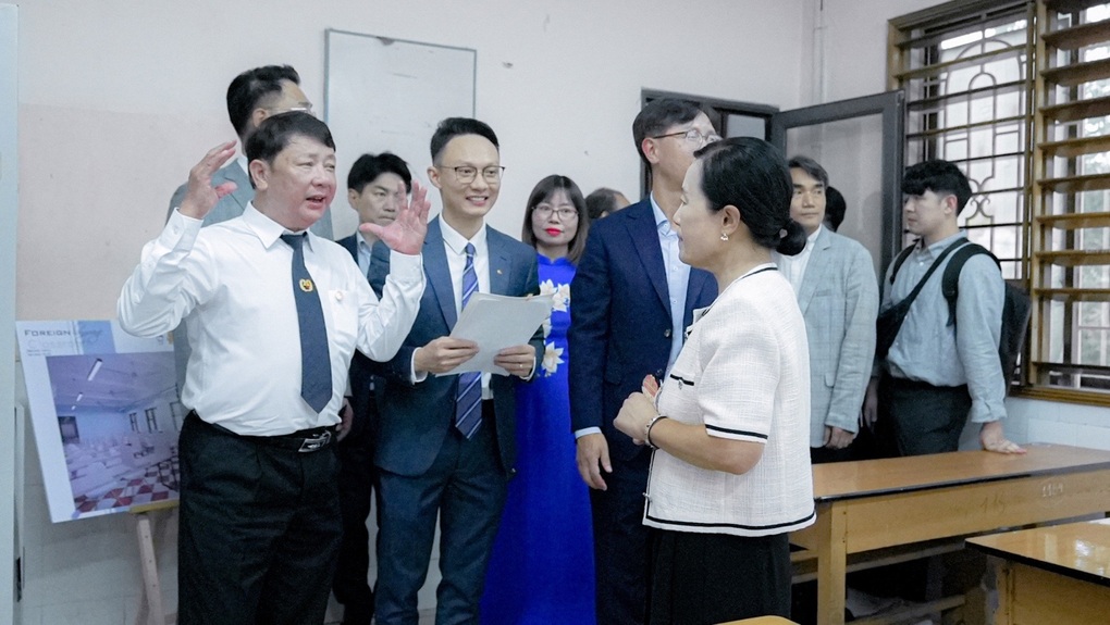 Gần 1,8 tỷ đồng từ Chứng khoán KB dành cho giáo dục Việt Nam - 2 Gần 1,8 tỷ đồng từ Chứng khoán KB dành cho giáo dục Việt Nam - 2