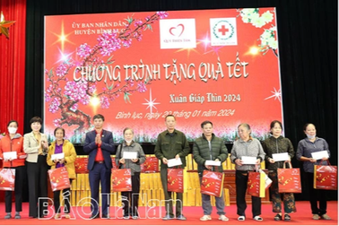 "Cầu nối" những nghĩa cử cao đẹp