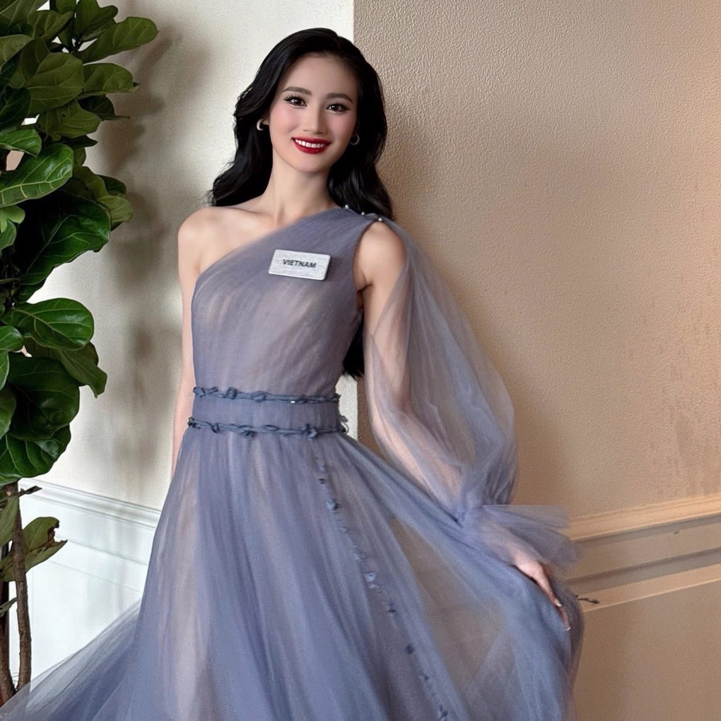 Ý Nhi bắn tiếng Anh trôi chảy, trình bày tự tin trong phần thi Hùng biện - 7 Ý Nhi bắn tiếng Anh trôi chảy, trình bày tự tin trong phần thi Hùng biện - 7