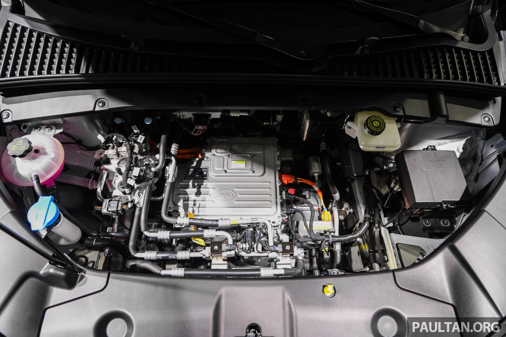 SUV điện nhỏ nhất của BYD lộ diện tại Đông Nam Á, dáng như Fortuner thu gọn - 12 SUV điện nhỏ nhất của BYD lộ diện tại Đông Nam Á, dáng như Fortuner thu gọn - 12
