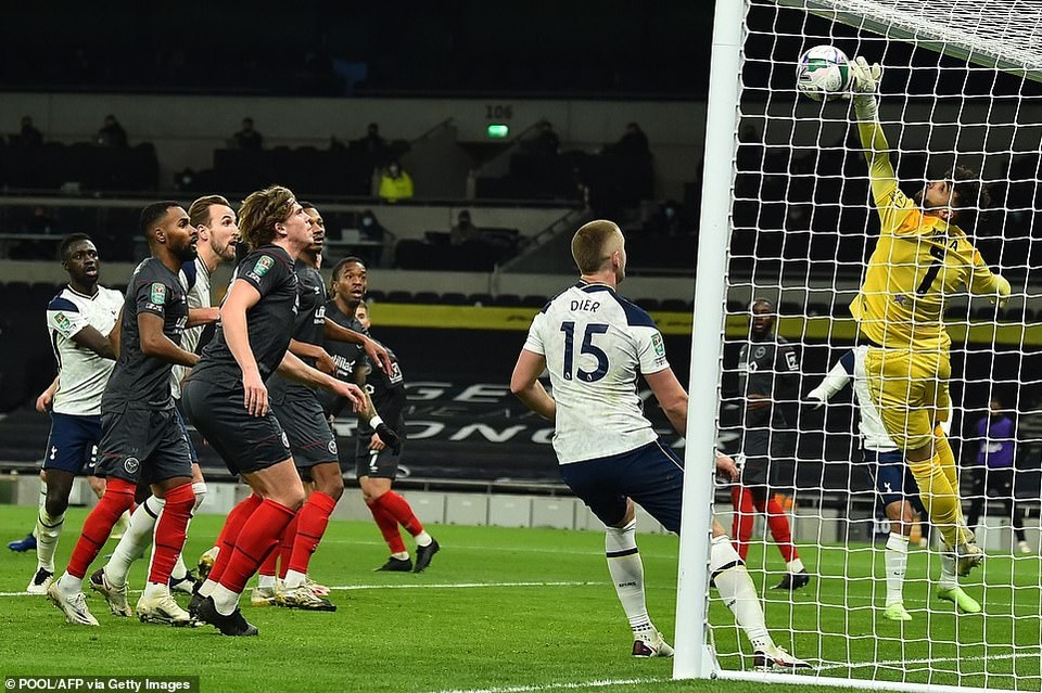 Khoảnh khắc Son Heung Min tỏa sáng đưa Tottenham vào chung kết League Cup - 11 Khoảnh khắc Son Heung Min tỏa sáng đưa Tottenham vào chung kết League Cup - 11