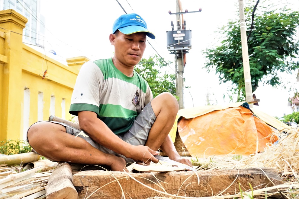 Những truyền nhân cuối cùng của tuyệt kỹ luyện thúng trăm năm - 7 Những truyền nhân cuối cùng của tuyệt kỹ luyện thúng trăm năm - 7