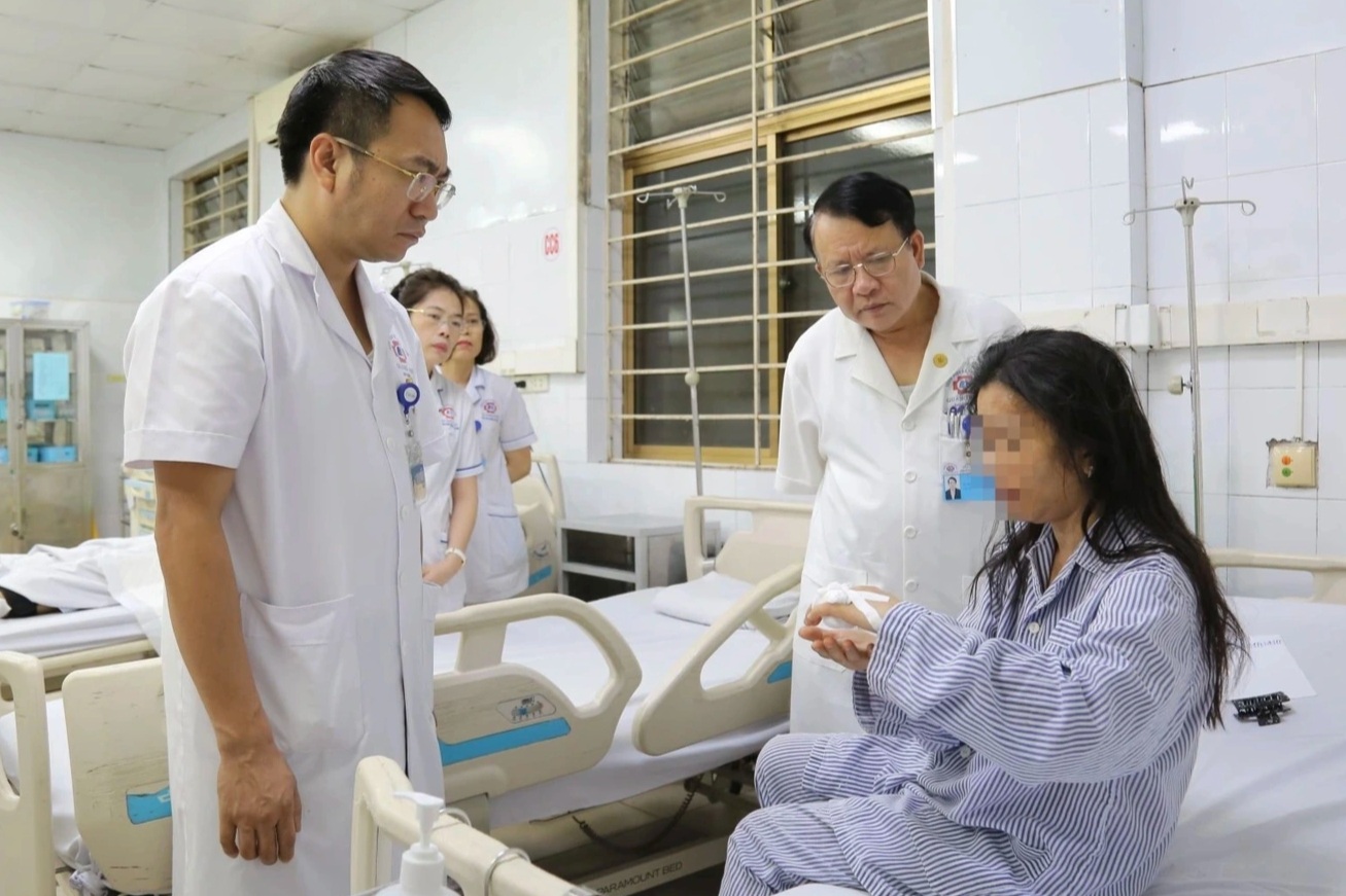 Từ các vụ tai nạn tàu du lịch: Cấp cứu người gặp nạn trên biển thế nào? - 3