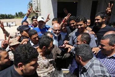 Mâu thuẫn với thủ tướng, bộ trưởng nội vụ Libya từ chức 