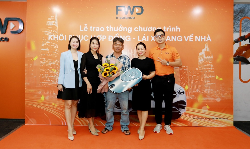 Khách hàng FWD trúng xe Mercedes khi khôi phục hợp đồng bảo hiểm - 1 Khách hàng FWD trúng xe Mercedes khi khôi phục hợp đồng bảo hiểm - 1