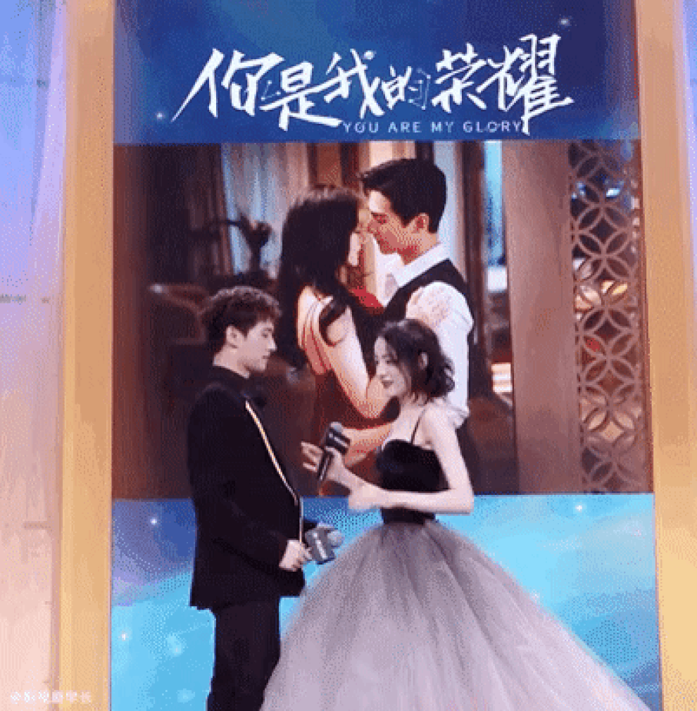 Địch Lệ Nhiệt Ba: Kiêu sa như công chúa nhưng... quá gầy! - 5 Địch Lệ Nhiệt Ba: Kiêu sa như công chúa nhưng... quá gầy! - 5