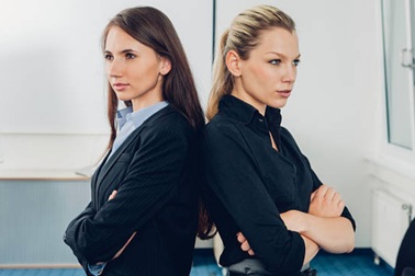 Nhà có bà chị dâu thích bóc phốt