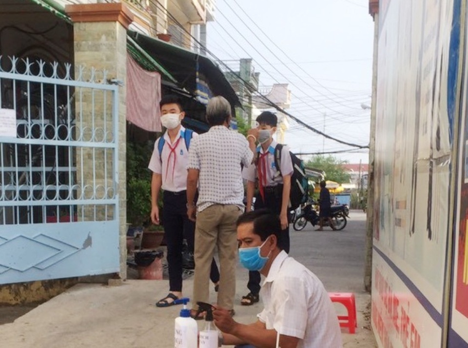 Nhiều trường áp dụng biện pháp mạnh phòng dịch đón học sinh - 6 Nhiều trường áp dụng biện pháp mạnh phòng dịch đón học sinh - 6