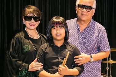 Thần đồng đánh trống Trọng Nhân trình diễn trong ngày sinh nhật cố nhạc sĩ Trịnh Công Sơn