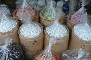 Rùng mình với mứt tết bẩn và rởm