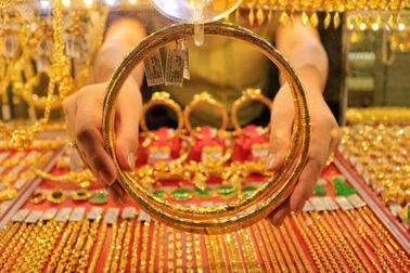 Giá vàng giảm mạnh sau khi 2 "ông lớn" kinh tế Mỹ, Trung Quốc gây thất vọng