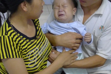 Đắng lòng trước bé 8 tháng tuổi người H'Mông bị tim bẩm sinh