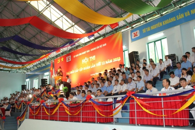 Quang cảnh khai mạc Hội thi