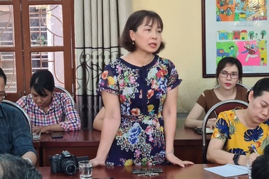 Học sinh đứng ngoài cổng trường: Xem xét trách nhiệm giáo viên, hiệu trưởng